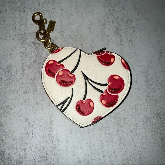 Coach Red Cherry Heart Coin Purse Glovetanned Leather - NWT - Picture 4 of 6